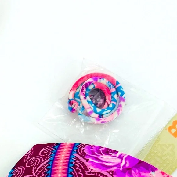 NEW Gianni Bini Purple Pink Blue Patterned Bikini top Size S - Picture 4 of 5